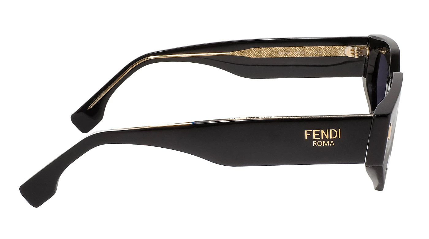 Солнцезащитные очки FendI 40163U 01V фото 3
